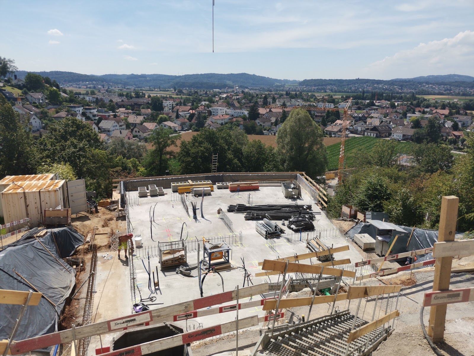 Neubau 2 Terrassenhäuser in Muhen